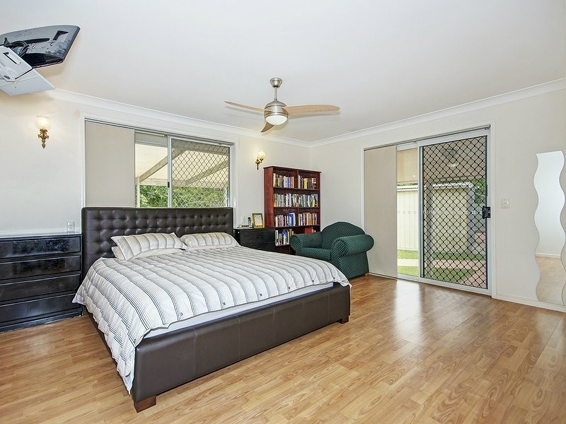 200-206 Crest Road, Park Ridge QLD 4125