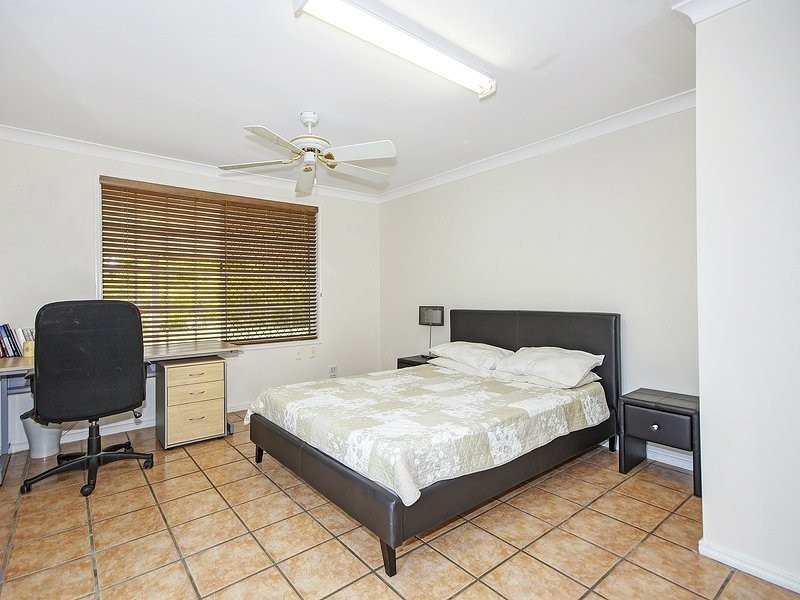 200-206 Crest Road, Park Ridge QLD 4125