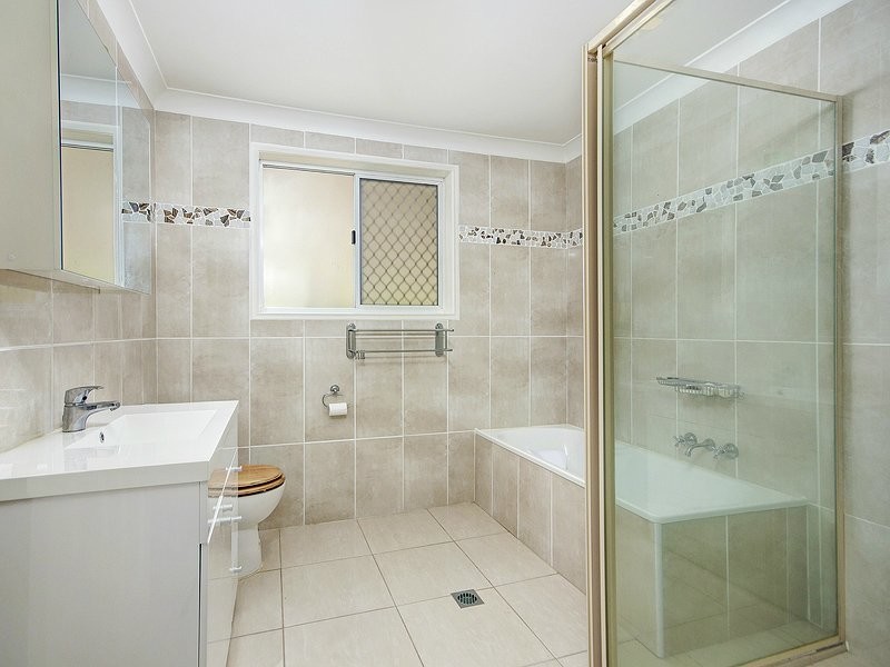 200-206 Crest Road, Park Ridge QLD 4125