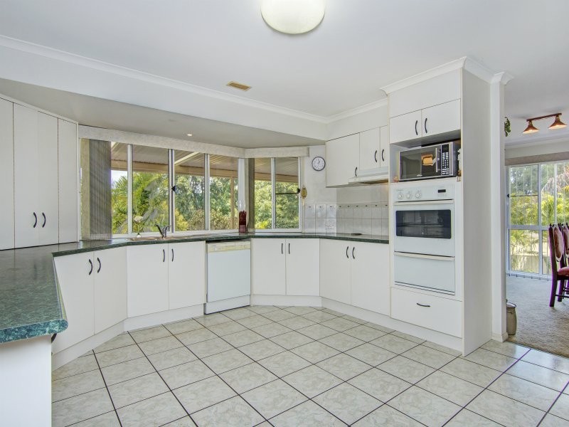 37 Katrina Crescent, Waterford West QLD 4133