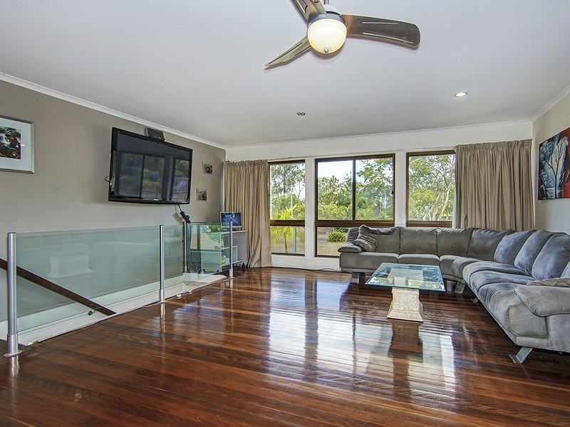 509-511 Middle Road, Greenbank QLD 4124