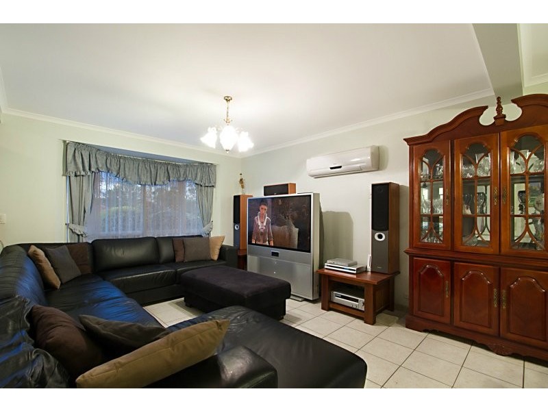 35 Corsloot Street, Regents Park QLD 4118