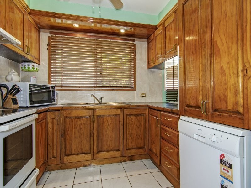 34 Darren Drive, Slacks Creek QLD 4127