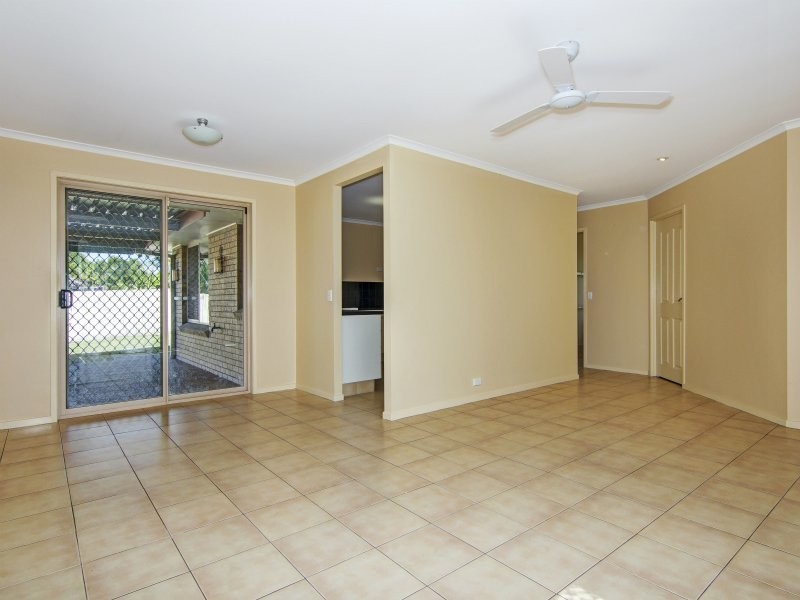 8 Grandview Road, Crestmead QLD 4132