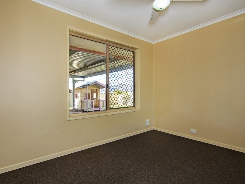 8 Grandview Road, Crestmead QLD 4132