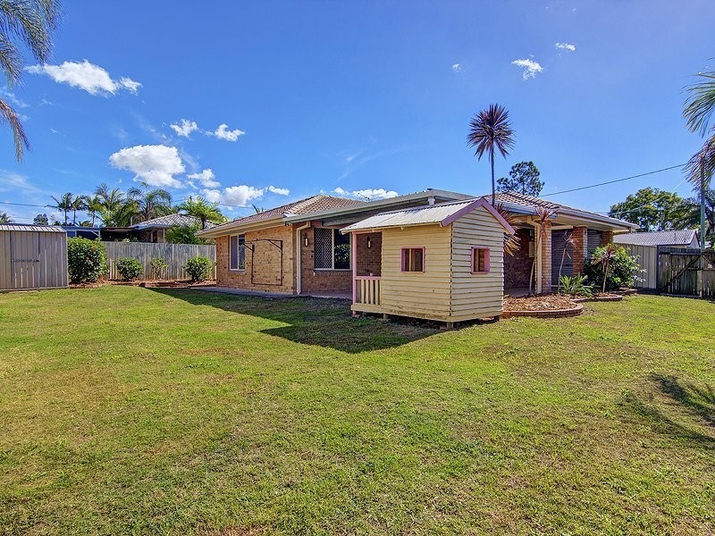 8 Grandview Road, Crestmead QLD 4132