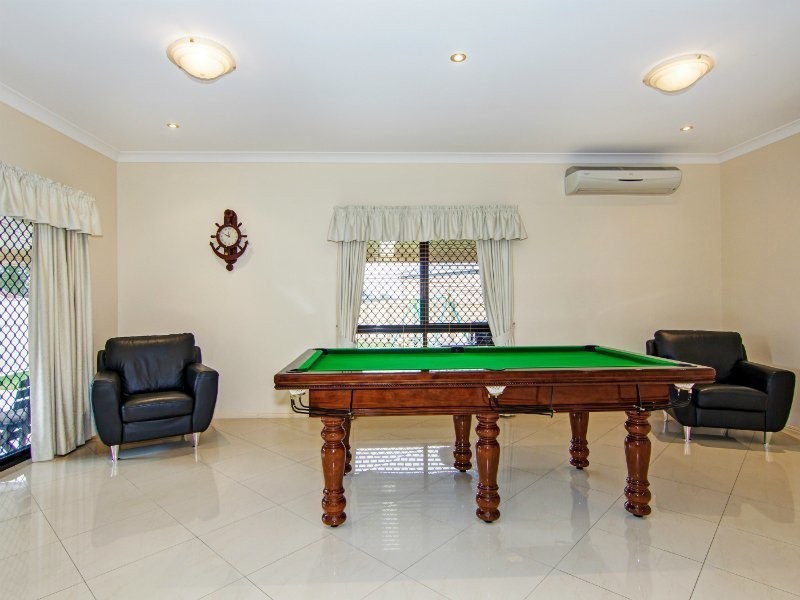 24 Melnik Drive, Loganlea QLD 4131