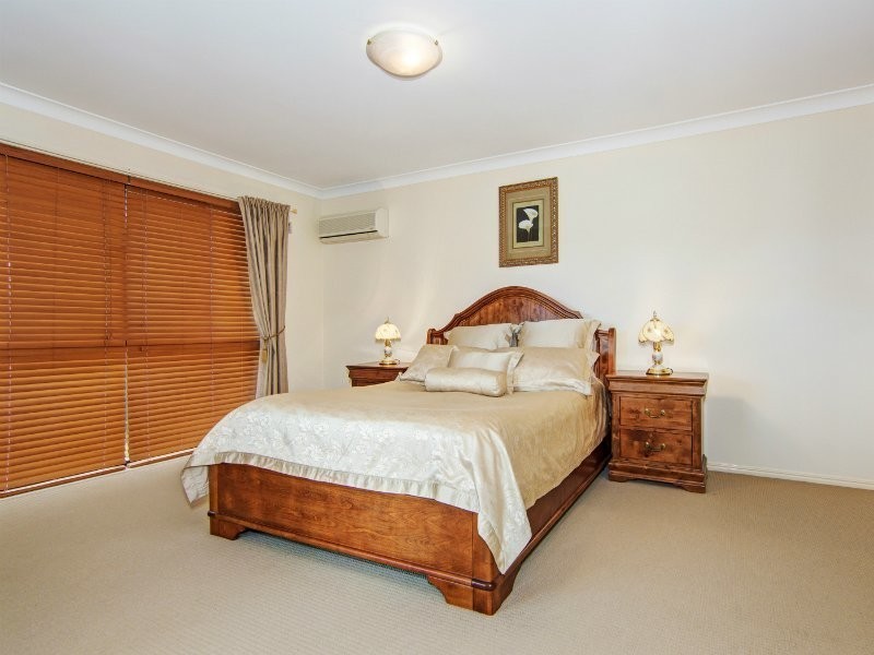24 Melnik Drive, Loganlea QLD 4131
