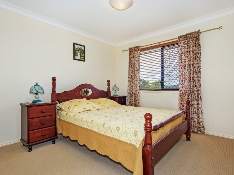24 Melnik Drive, Loganlea QLD 4131