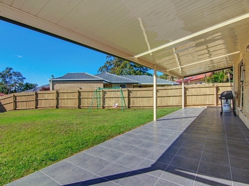 24 Melnik Drive, Loganlea QLD 4131