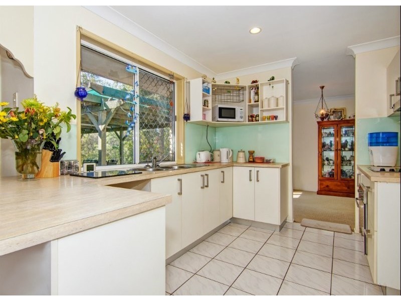 33 Palmerston Court, Munruben QLD 4125