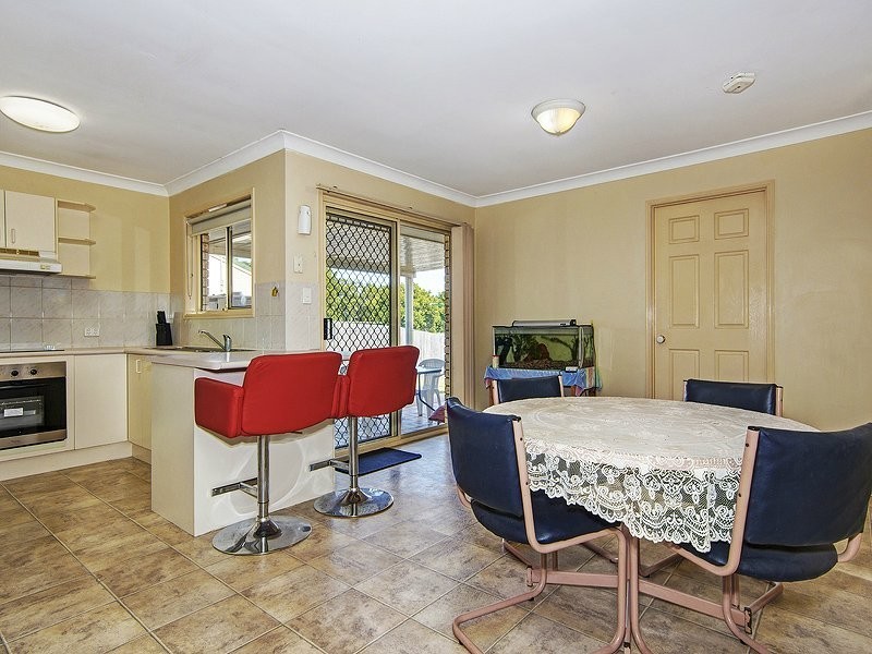 9 Debanie Court, Marsden QLD 4132
