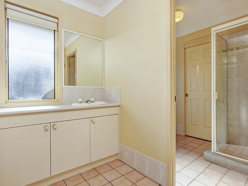 9 Debanie Court, Marsden QLD 4132