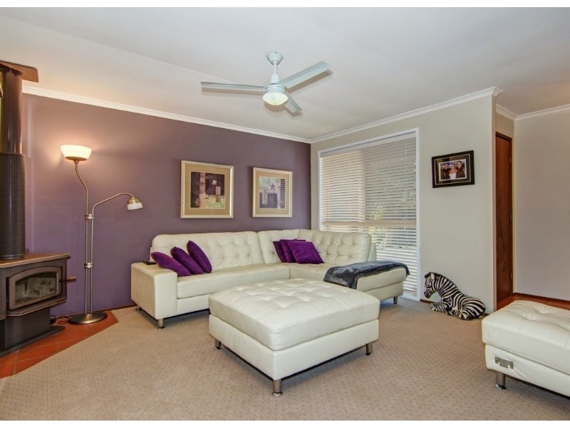 30 Castile Cresent, Edens Landing QLD 4207