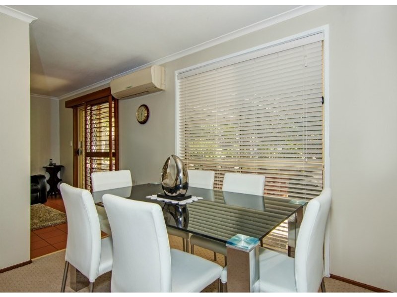 30 Castile Cresent, Edens Landing QLD 4207