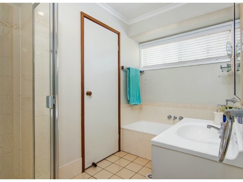 30 Castile Cresent, Edens Landing QLD 4207