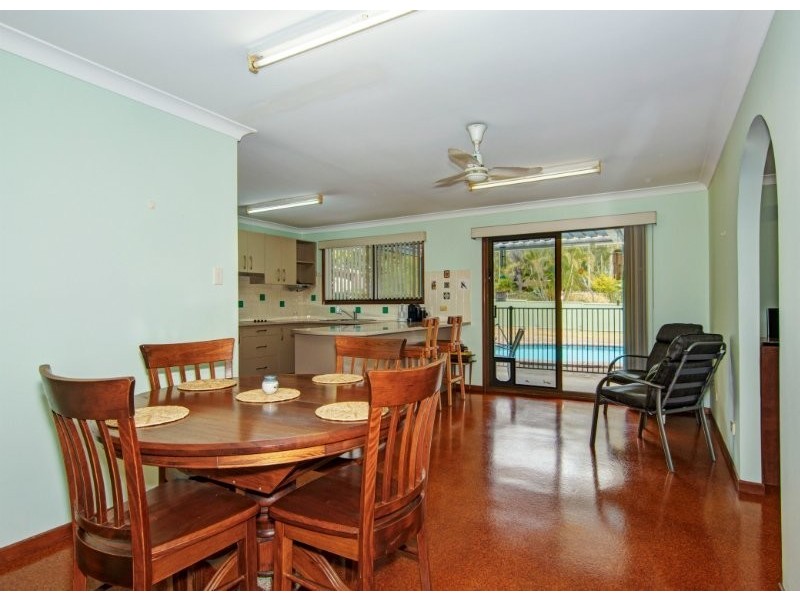 2 Poinciana Drive, Boronia Heights QLD 4124