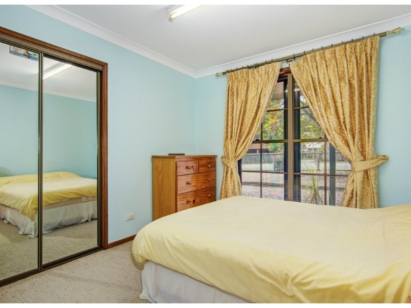 2 Poinciana Drive, Boronia Heights QLD 4124