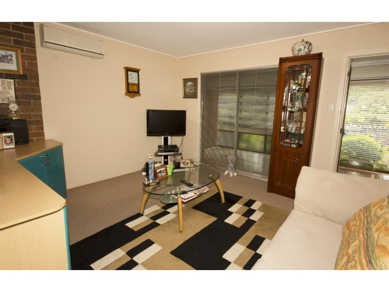 5 Ash Avenue, Woodridge QLD 4114