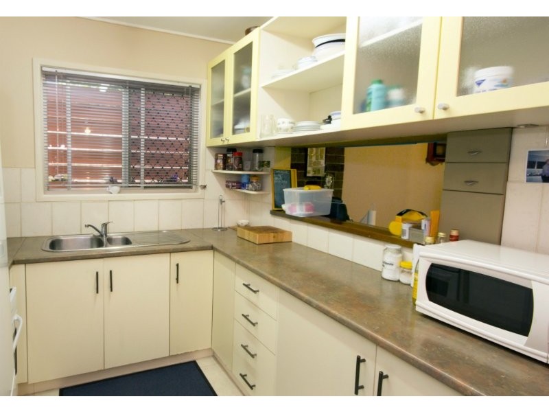 5 Ash Avenue, Woodridge QLD 4114