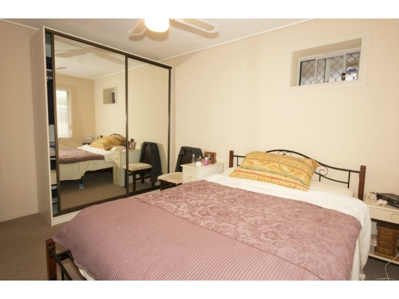 5 Ash Avenue, Woodridge QLD 4114