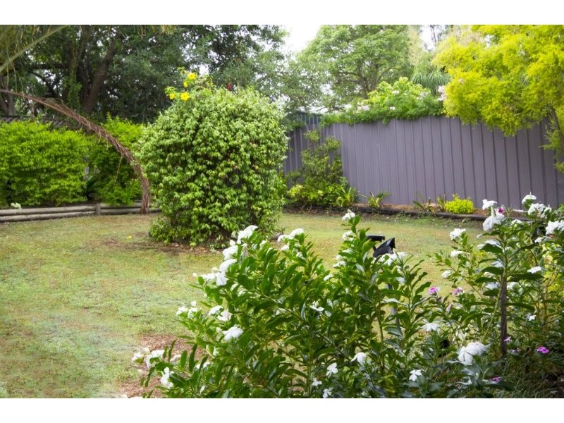 5 Ash Avenue, Woodridge QLD 4114