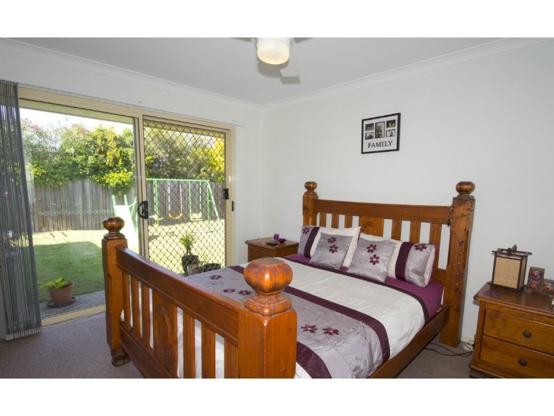 6 Library Ct, Meadowbrook QLD 4131