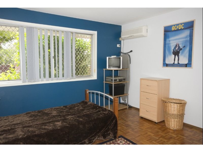 819 Wembley Road (Service Road), Browns Plains QLD 4118