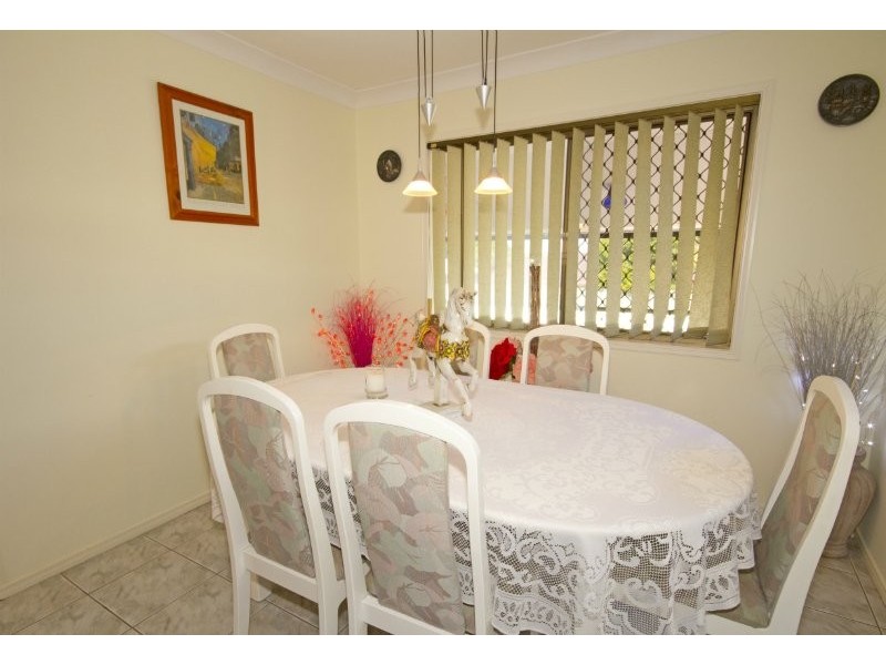5 Elonera Drive, Slacks Creek QLD 4127