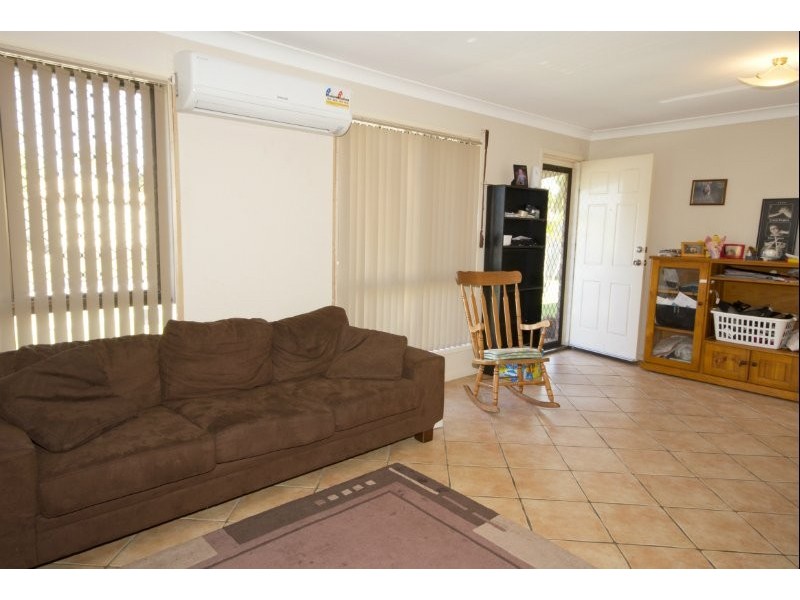 18 Dombeyah Street, Crestmead QLD 4132