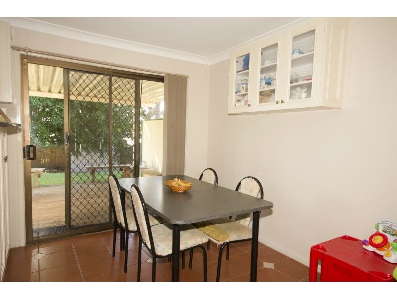 18 Dombeyah Street, Crestmead QLD 4132