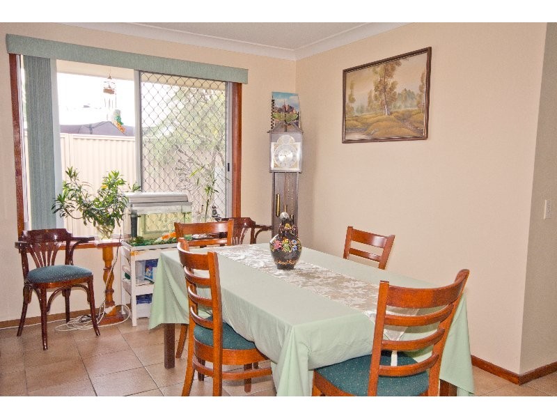 4 Quandong St, Crestmead QLD 4132