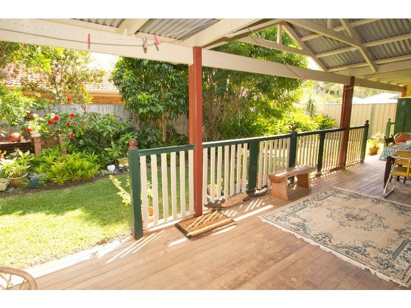 65 Regency Drive, Regents Park QLD 4118