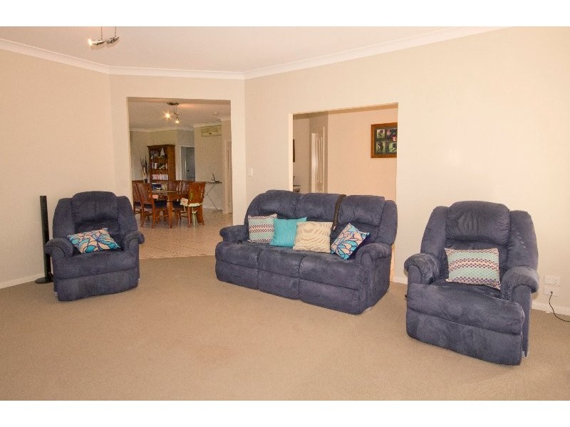 10 Shivvan Court, Marsden QLD 4132