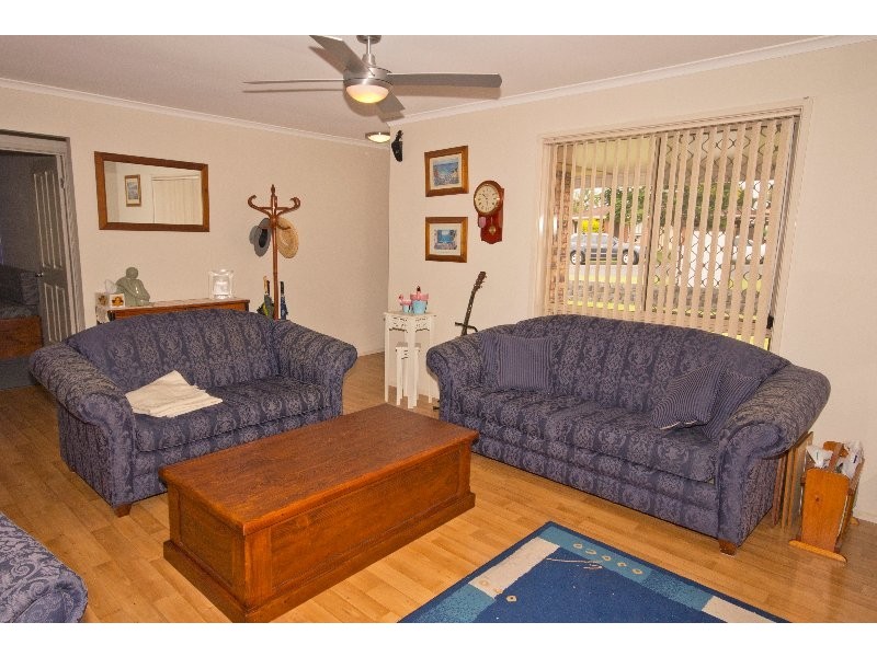 9 Front Court, Marsden QLD 4132