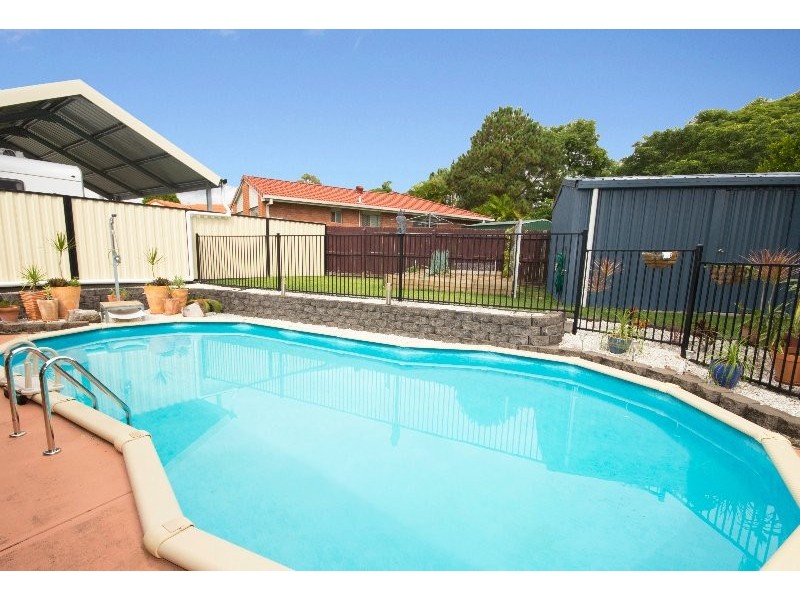 9 Front Court, Marsden QLD 4132