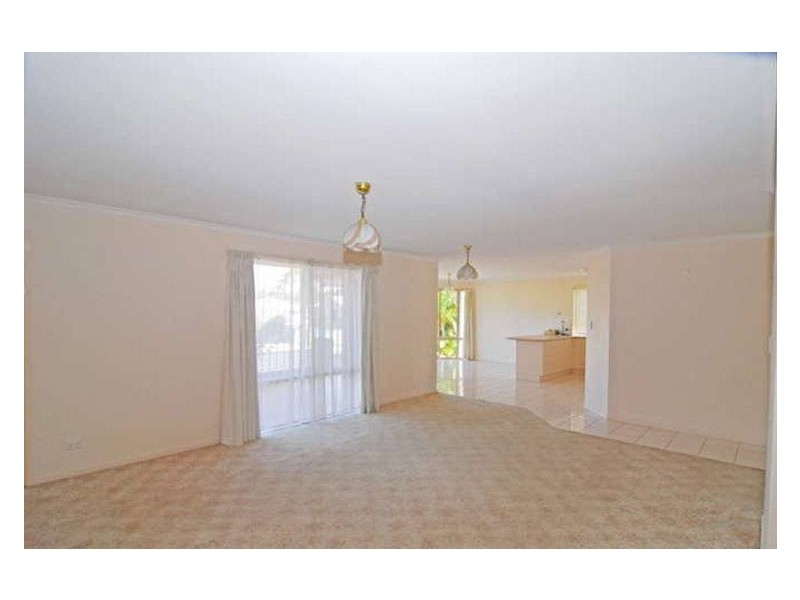 1 Bluebell Place, Calamvale QLD 4116