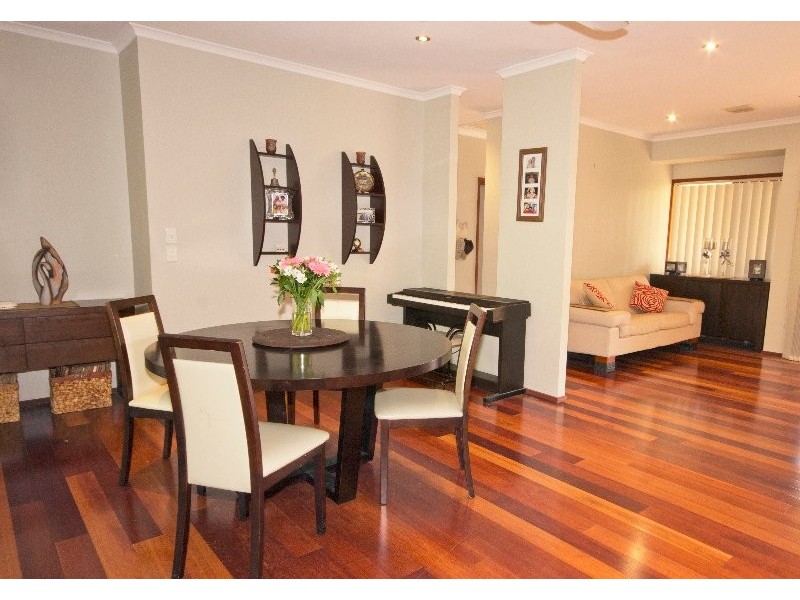 5-11 Peregrine Street, Park Ridge QLD 4125