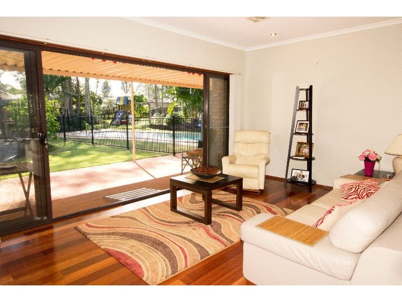 5-11 Peregrine Street, Park Ridge QLD 4125