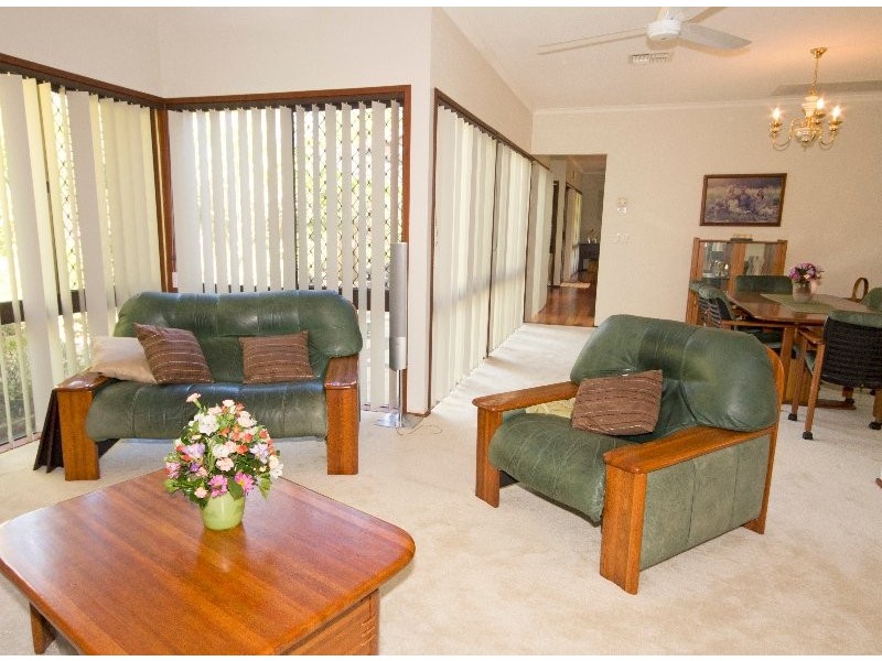 5-11 Peregrine Street, Park Ridge QLD 4125