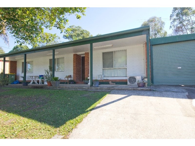 25 Mackellar Dr, Boronia Heights QLD 4124