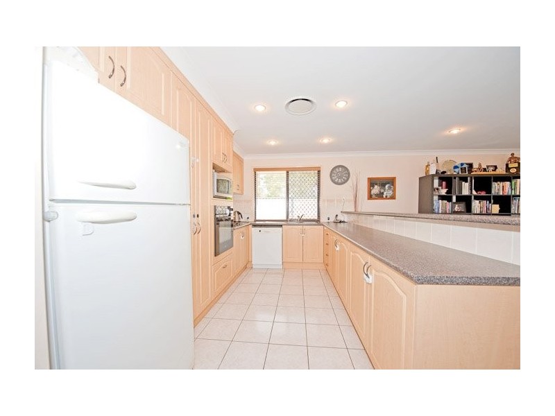 2 Clayton Court, Crestmead QLD 4132