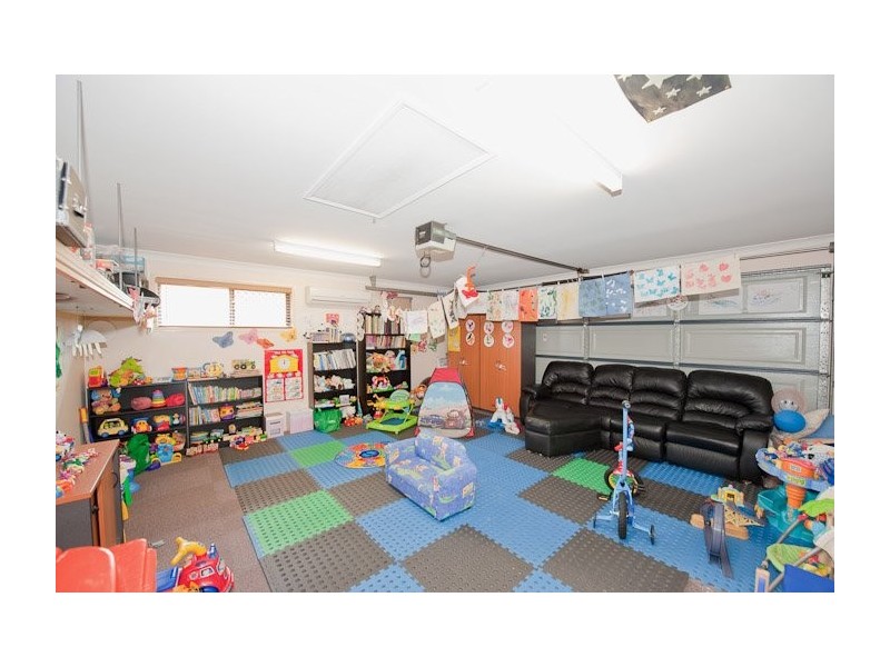 2 Clayton Court, Crestmead QLD 4132