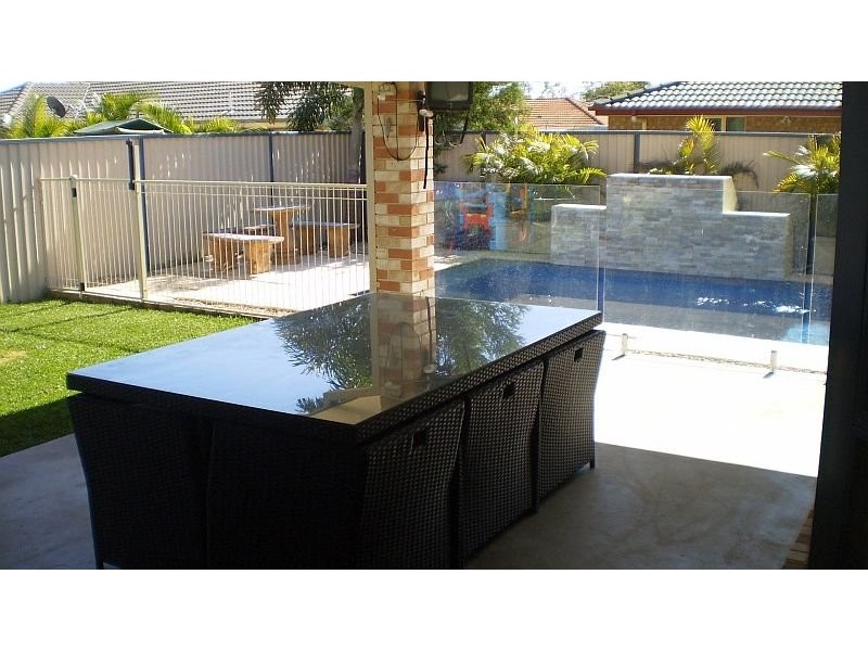 2 Clayton Court, Crestmead QLD 4132