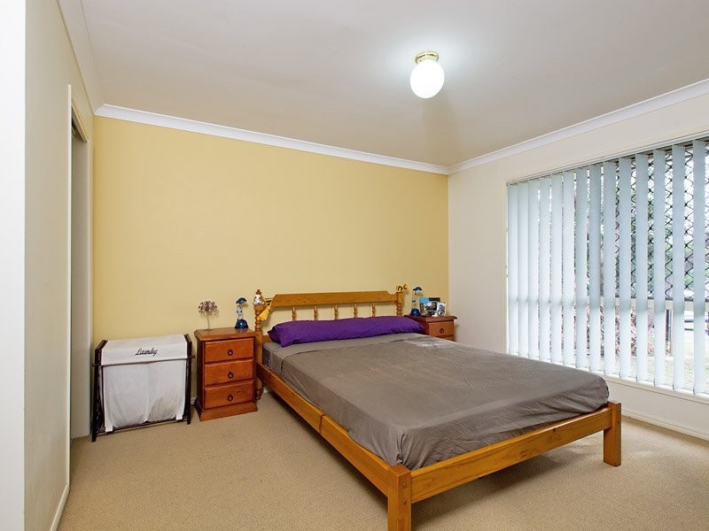 6 Innes Close, Parkinson QLD 4115