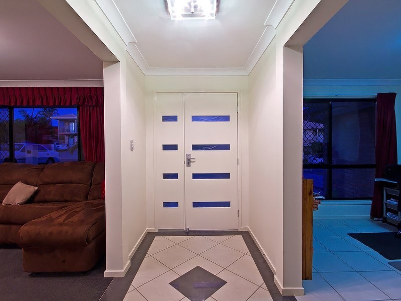 15 Appleby Street, Parkinson QLD 4115