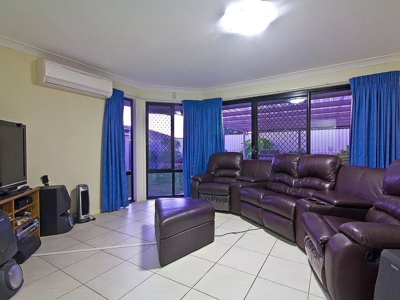 15 Appleby Street, Parkinson QLD 4115