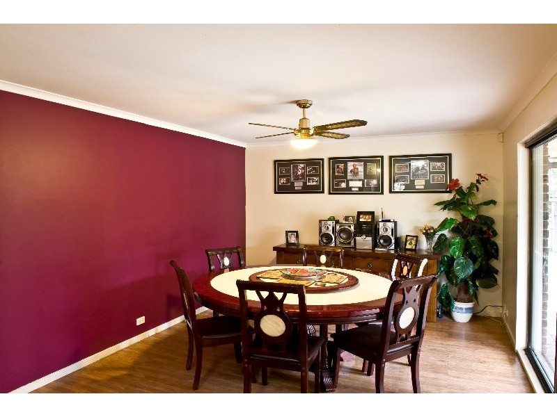 6 Lycoris Street, Crestmead QLD 4132