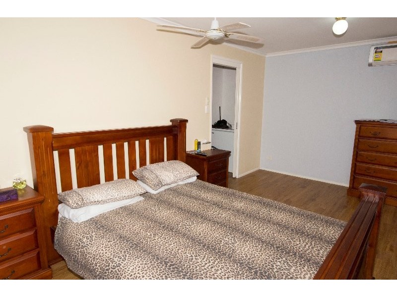 15 Dorsey St, Crestmead QLD 4132