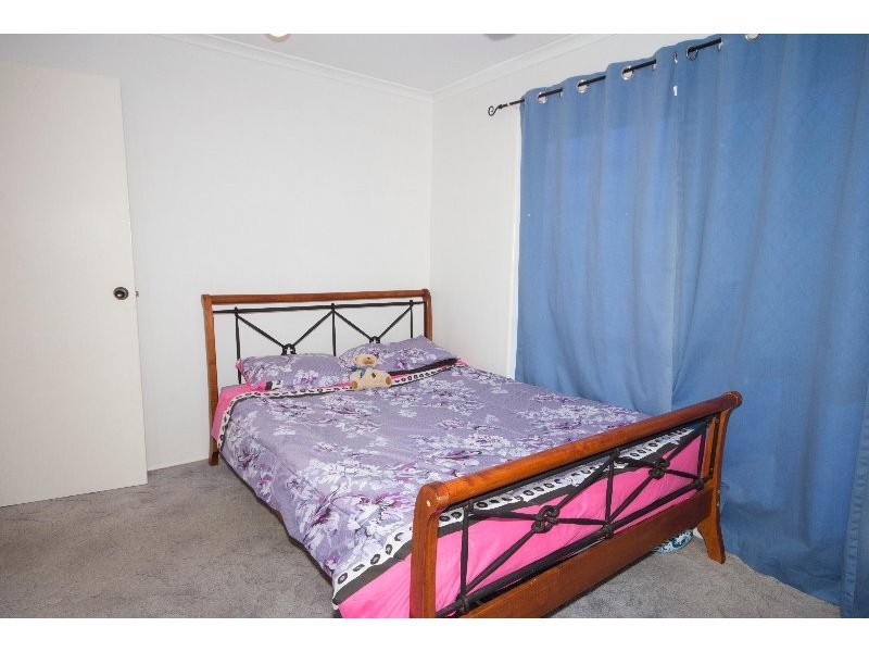 15 Dorsey St, Crestmead QLD 4132